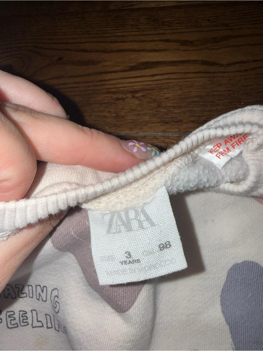 Zara Hearts Crewneck Size 3